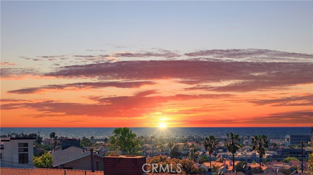 521 Irena Avenue, Redondo Beach, California 90277, 5 Bedrooms Bedrooms, ,3 BathroomsBathrooms,Residential,Sold,Irena,SB19053298