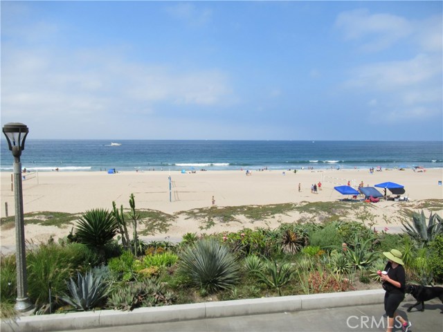 2416 The Strand, Manhattan Beach, California 90266, ,Residential Income,Sold,The Strand,SB17185123