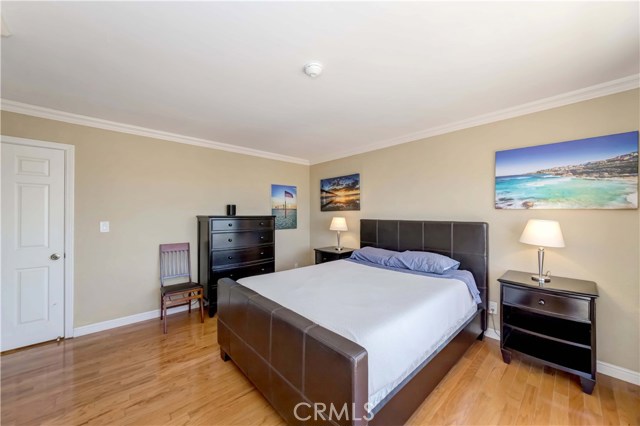 831 6th Street, Hermosa Beach, California 90254, 2 Bedrooms Bedrooms, ,1 BathroomBathrooms,Residential,Sold,6th,SB20097498