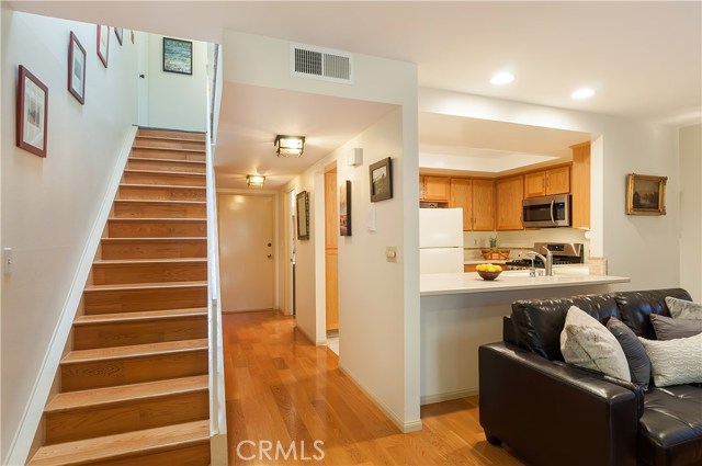 2000 Voorhees Avenue, Redondo Beach, California 90278, 2 Bedrooms Bedrooms, ,1 BathroomBathrooms,Residential,Sold,Voorhees,SB17127491 2000 Voorhees Avenue, Redondo Beach, California 90278, 2 Bedrooms Bedrooms, ,1 BathroomBathrooms,Residential,Sold,Voorhees,SB17127491