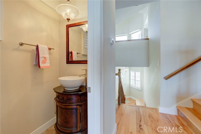 1607 Blossom Lane, Redondo Beach, California 90278, 3 Bedrooms Bedrooms, ,2 BathroomsBathrooms,Residential,Sold,Blossom,SB21041581