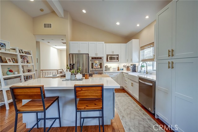 2005 Carnegie Lane, Redondo Beach, California 90278, 4 Bedrooms Bedrooms, ,3 BathroomsBathrooms,Residential,Sold,Carnegie,SB21027206