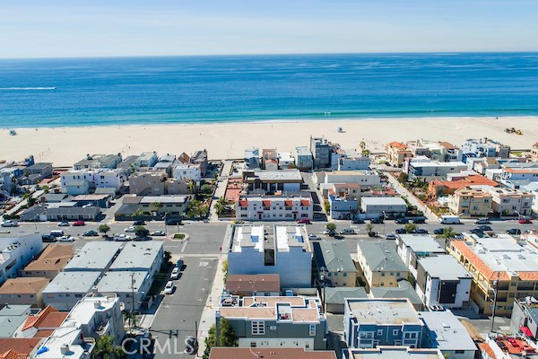 125 4th Street, Hermosa Beach, California 90254, 4 Bedrooms Bedrooms, ,3 BathroomsBathrooms,Residential,Sold,4th,SB18054270