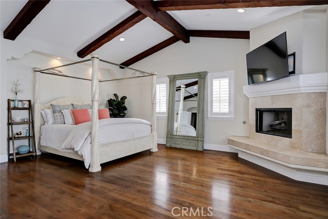 579 29th Street, Manhattan Beach, California 90266, 5 Bedrooms Bedrooms, ,4 BathroomsBathrooms,Residential,Sold,29th,SB21057562