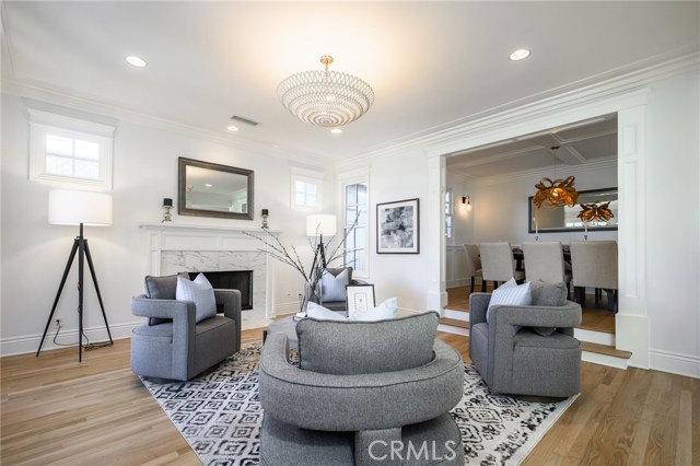 742 27th Street, Manhattan Beach, California 90266, 4 Bedrooms Bedrooms, ,3 BathroomsBathrooms,Residential,Sold,27th,SB19194302