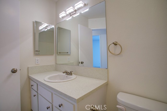 640 The Village, Redondo Beach, California 90277, 1 Bedroom Bedrooms, ,1 BathroomBathrooms,Residential,Sold,The Village,CV21150767