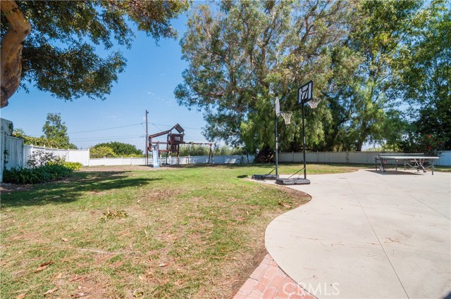 19 Ranchview Road, Rolling Hills Estates, California 90274, 4 Bedrooms Bedrooms, ,3 BathroomsBathrooms,Residential,Sold,Ranchview,PV17211623