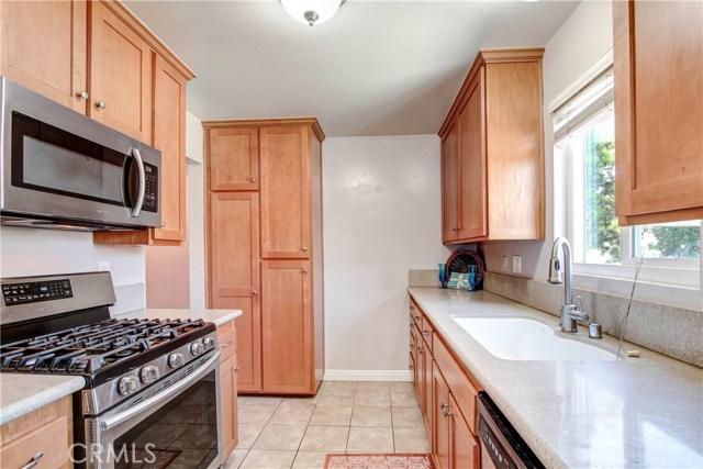 COURIAN COUNTER TOPS AND TILE FLOORING COURIAN COUNTER TOPS AND TILE FLOORING