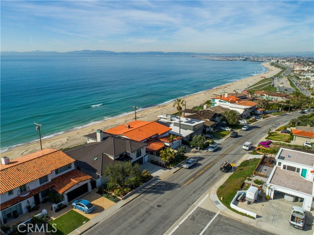 517 Paseo De La Playa, Redondo Beach, California 90277, 5 Bedrooms Bedrooms, ,4 BathroomsBathrooms,Residential,Sold,Paseo De La Playa,SB17064139