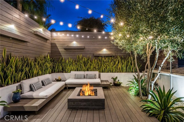 516 24th Street, Hermosa Beach, California 90254, 2 Bedrooms Bedrooms, ,1 BathroomBathrooms,Residential,Sold,24th,SB20201077