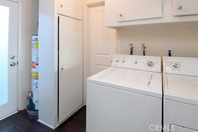 2105 Walnut Avenue, Manhattan Beach, California 90266, 4 Bedrooms Bedrooms, ,2 BathroomsBathrooms,Residential,Sold,Walnut,SB19018685