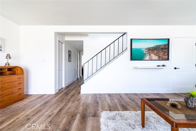 2517 Fisk Lane, Redondo Beach, California 90278, 4 Bedrooms Bedrooms, ,3 BathroomsBathrooms,Residential,Sold,Fisk,SB20145075