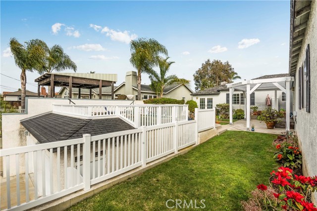 1159 Lynngrove Drive, Manhattan Beach, California 90266, 2 Bedrooms Bedrooms, ,2 BathroomsBathrooms,Residential,Sold,Lynngrove,SB18058801