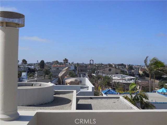 1235 2nd Street, Hermosa Beach, California 90254, 4 Bedrooms Bedrooms, ,4 BathroomsBathrooms,Residential,Sold,2nd,SB17185212