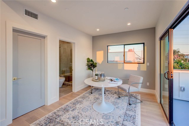 602 Irena Avenue, Redondo Beach, California 90277, 4 Bedrooms Bedrooms, ,4 BathroomsBathrooms,Residential,Sold,Irena,PV19131744