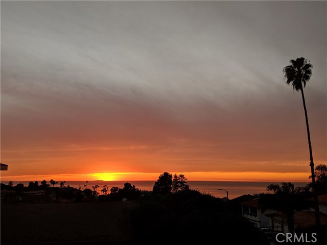 6930 Kings Harbor Drive, Rancho Palos Verdes, California 90275, 4 Bedrooms Bedrooms, ,2 BathroomsBathrooms,Residential,Sold,Kings Harbor,SB20051376