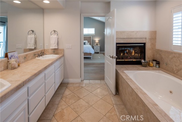 2227 Gates Avenue, Redondo Beach, California 90278, 4 Bedrooms Bedrooms, ,3 BathroomsBathrooms,Residential,Sold,Gates,SB21093316