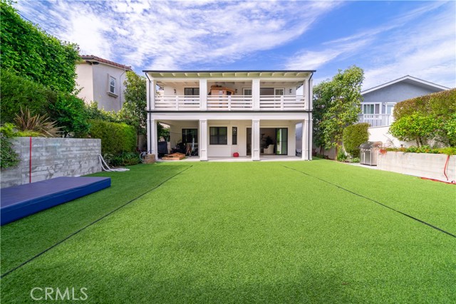 1416 18th Street, Manhattan Beach, California 90266, 5 Bedrooms Bedrooms, ,4 BathroomsBathrooms,Residential,Sold,18th,SB20173310