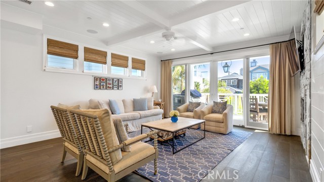 549 3rd Street, Manhattan Beach, California 90266, 5 Bedrooms Bedrooms, ,5 BathroomsBathrooms,Residential,Sold,3rd,SB21052350