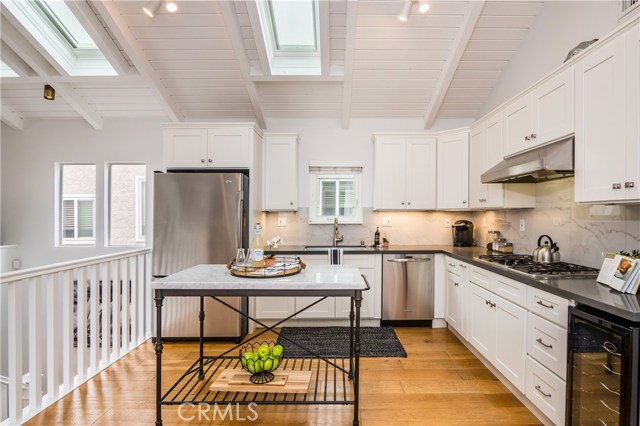 1715 Herrin Street, Redondo Beach, California 90278, 3 Bedrooms Bedrooms, ,2 BathroomsBathrooms,Residential,Sold,Herrin,SB19172058