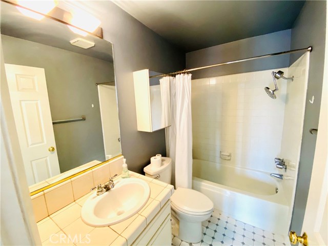 601 Prospect Avenue, Redondo Beach, California 90277, 2 Bedrooms Bedrooms, ,2 BathroomsBathrooms,Residential,Sold,Prospect,SB20189333