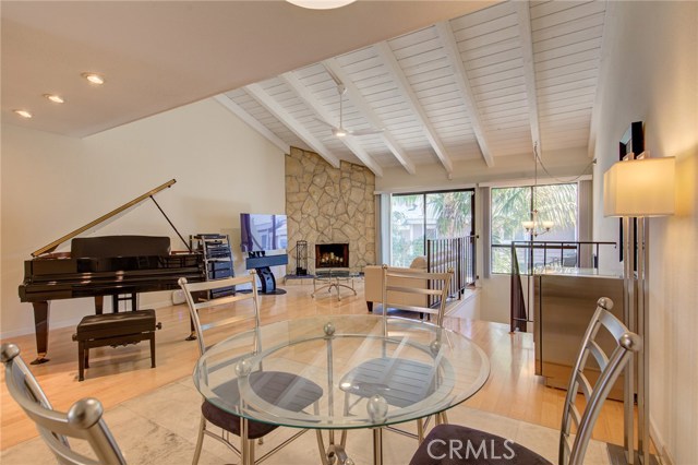 2108 Rockefeller Lane, Redondo Beach, California 90278, 2 Bedrooms Bedrooms, ,2 BathroomsBathrooms,Residential,Sold,Rockefeller,SB19238664