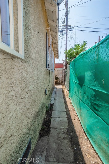  Income Home for Sale in Los Angeles, California