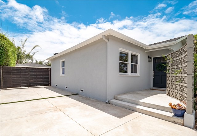 2306 Graham Avenue, Redondo Beach, California 90278, 2 Bedrooms Bedrooms, ,2 BathroomsBathrooms,Residential,Sold,Graham,PW20085623