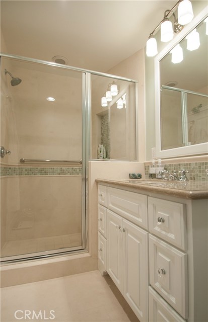 872 27th Street, Manhattan Beach, California 90266, 4 Bedrooms Bedrooms, ,3 BathroomsBathrooms,Residential,Sold,27th,SB20136143