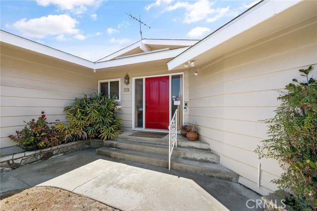 2050 Suana Drive, Rancho Palos Verdes, California 90275, 3 Bedrooms Bedrooms, ,2 BathroomsBathrooms,Residential,Sold,Suana,PW21144853