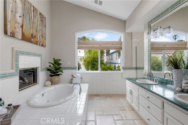 717 29th Street, Manhattan Beach, California 90266, 5 Bedrooms Bedrooms, ,4 BathroomsBathrooms,Residential,Sold,29th,SB21147466