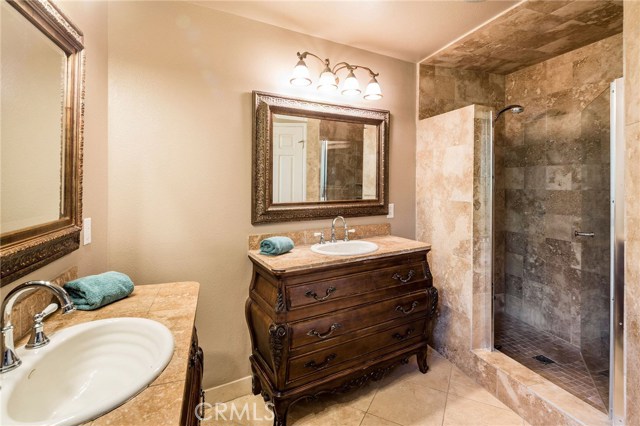 105 Irena Avenue, Redondo Beach, California 90277, 3 Bedrooms Bedrooms, ,2 BathroomsBathrooms,Residential,Sold,Irena,SB19074673