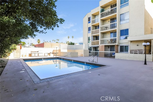 1 Bed Home for Sale in North Hollywood, California
