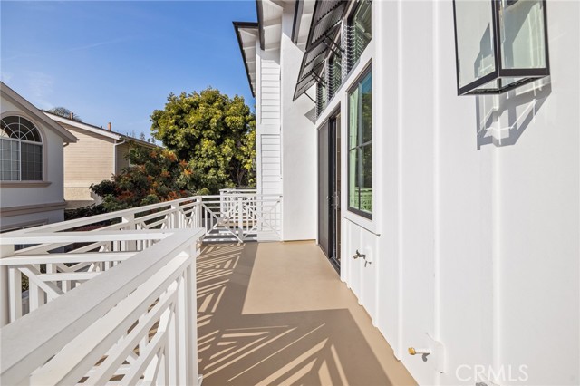 2112 Carnegie Lane, Redondo Beach, California 90278, 5 Bedrooms Bedrooms, ,5 BathroomsBathrooms,Residential,Sold,Carnegie,SB21029715