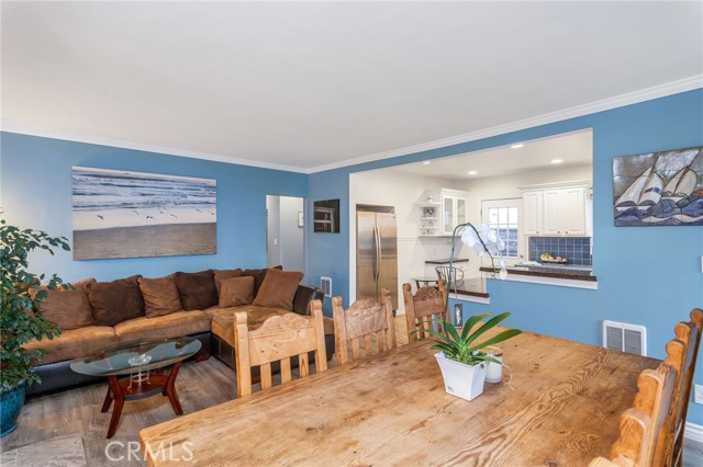 448 28th Street, Hermosa Beach, California 90254, 3 Bedrooms Bedrooms, ,2 BathroomsBathrooms,Residential,Sold,28th,SB21112752