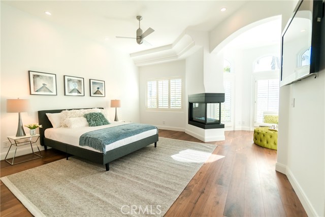 2524 Manhattan Avenue, Hermosa Beach, California 90254, 5 Bedrooms Bedrooms, ,3 BathroomsBathrooms,Residential,Sold,Manhattan,SB18096858