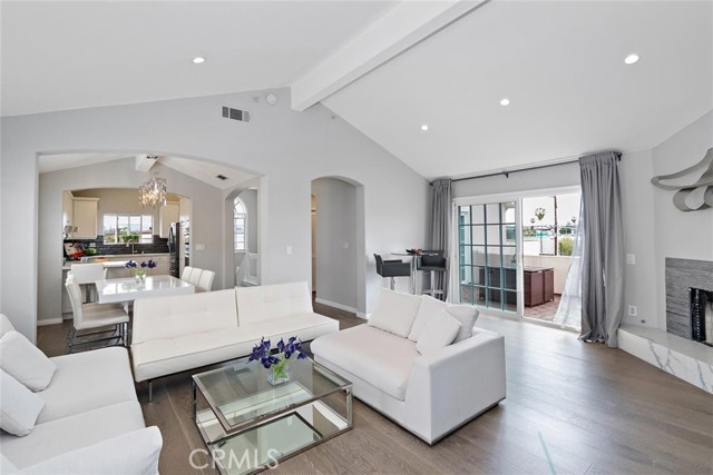 2602 Mathews Avenue, Redondo Beach, California 90278, 3 Bedrooms Bedrooms, ,2 BathroomsBathrooms,Residential,Sold,Mathews,PV21085585