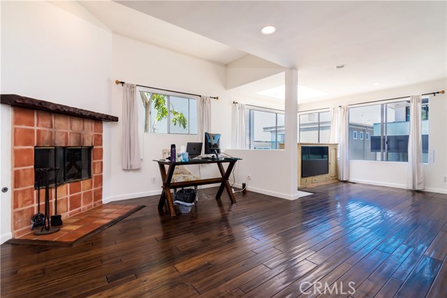 1909 Highland Avenue, Manhattan Beach, California 90266, 2 Bedrooms Bedrooms, ,2 BathroomsBathrooms,Residential,Sold,Highland,SB20120901