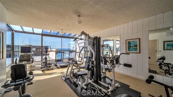 531 Esplanade, Redondo Beach, California 90277, 2 Bedrooms Bedrooms, ,1 BathroomBathrooms,Residential,Sold,Esplanade,SB21010965