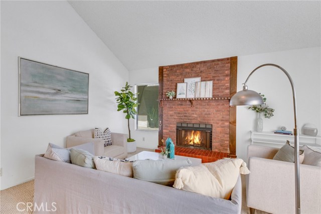 2 Bed Home for Sale in Van Nuys, California