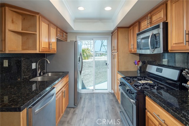 834 Lucia Avenue, Redondo Beach, California 90277, 3 Bedrooms Bedrooms, ,2 BathroomsBathrooms,Residential,Sold,Lucia,SB18180242