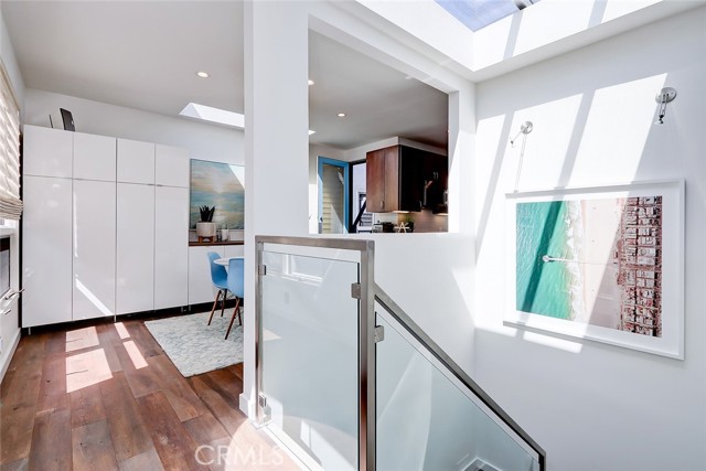 417 20th Place, Manhattan Beach, California 90266, 3 Bedrooms Bedrooms, ,2 BathroomsBathrooms,Residential,Sold,20th,SB21058820