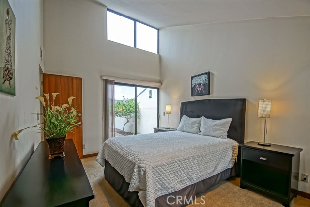 511 Marine Avenue, Manhattan Beach, California 90266, 3 Bedrooms Bedrooms, ,2 BathroomsBathrooms,Residential,Sold,Marine,SB19078478