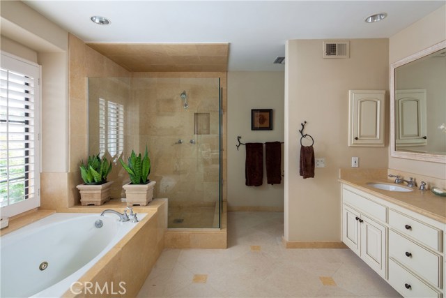 12 Westport, Manhattan Beach, California 90266, 4 Bedrooms Bedrooms, ,3 BathroomsBathrooms,Residential,Sold,Westport,SB19100631