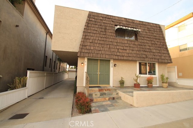 639 1st Street, Hermosa Beach, California 90254, ,Residential Income,Sold,1st,PV18024010