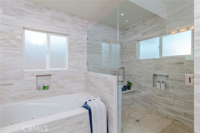 502 Paulina Avenue, Redondo Beach, California 90277, 3 Bedrooms Bedrooms, ,2 BathroomsBathrooms,Residential,Sold,Paulina,SB17257861