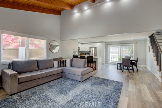 2014 Huntington Lane, Redondo Beach, California 90278, 6 Bedrooms Bedrooms, ,3 BathroomsBathrooms,Residential,Sold,Huntington,PV20087017