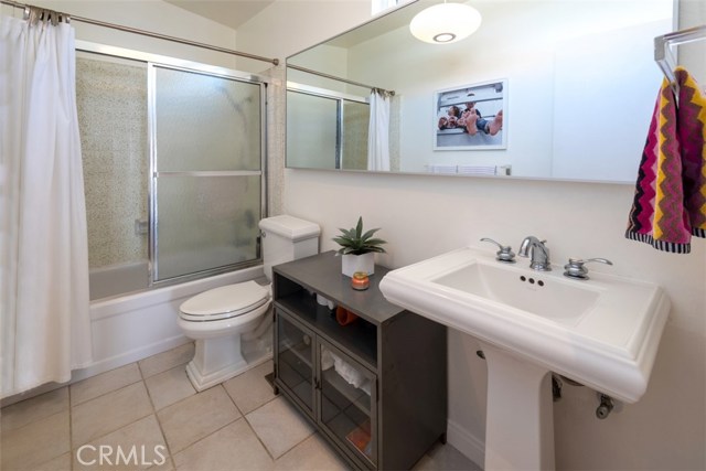 844 3rd Street, Hermosa Beach, California 90254, 3 Bedrooms Bedrooms, ,2 BathroomsBathrooms,Residential,Sold,3rd,SB20130317