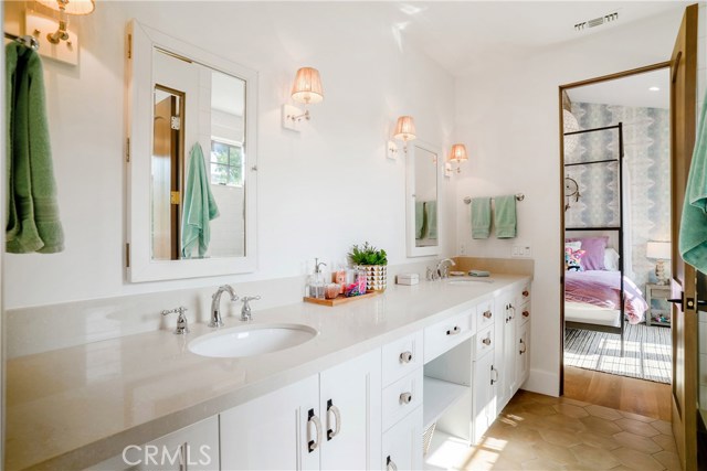 555 35th Street, Manhattan Beach, California 90266, 4 Bedrooms Bedrooms, ,1 BathroomBathrooms,Residential,Sold,35th,SB19216945 555 35th Street, Manhattan Beach, California 90266, 4 Bedrooms Bedrooms, ,1 BathroomBathrooms,Residential,Sold,35th,SB19216945