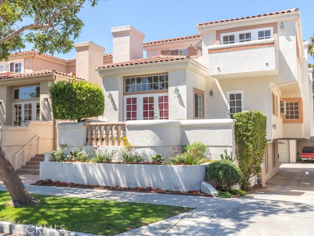 225 Irena Avenue, Redondo Beach, California 90277, 4 Bedrooms Bedrooms, ,3 BathroomsBathrooms,Residential,Sold,Irena,SB20159740